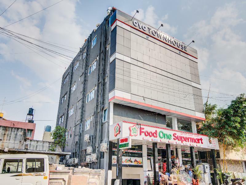 فندق Oyo Townhouse 104 Koramangala Maharaja Signal بنغالور المظهر الخارجي الصورة